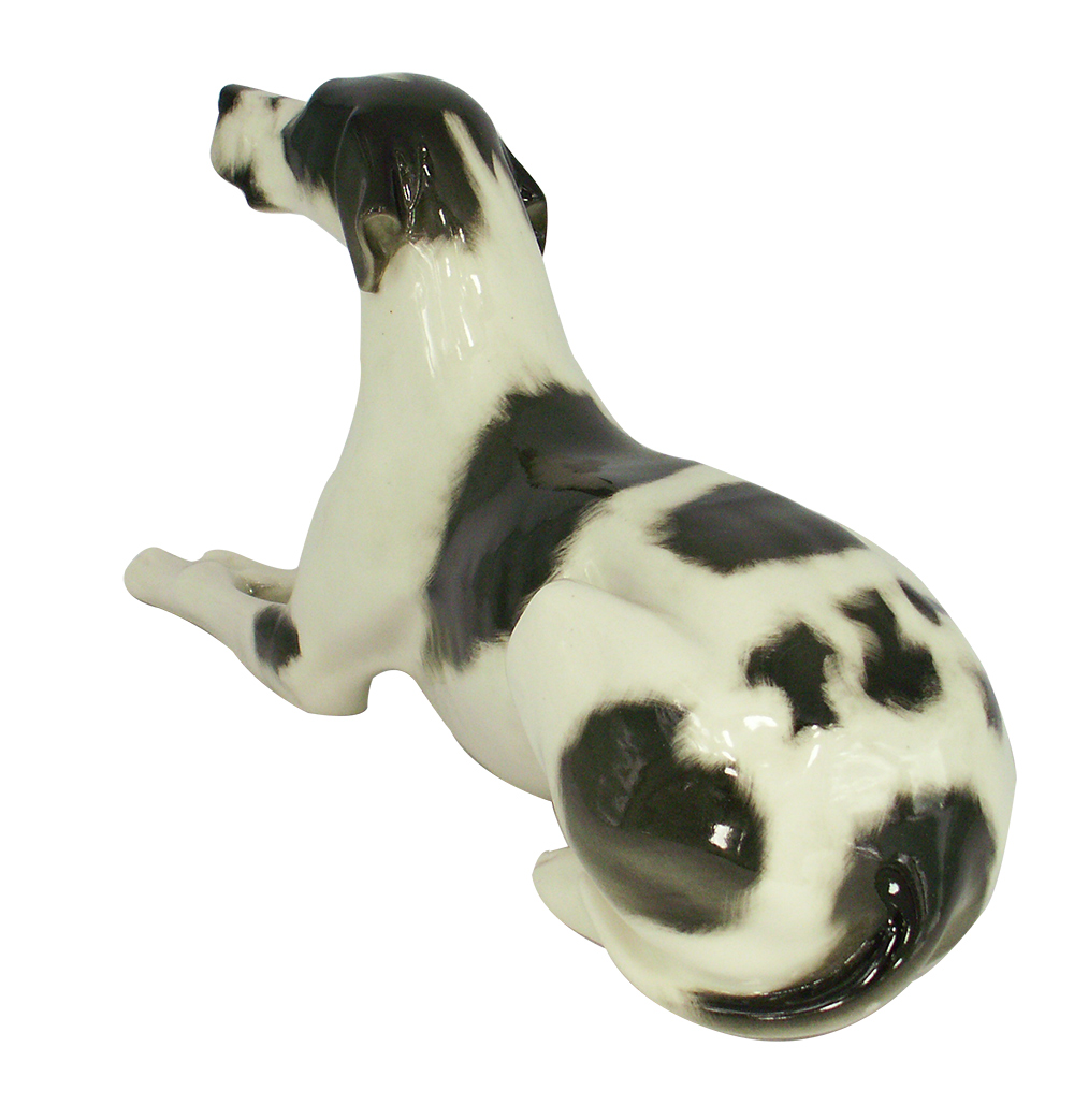 pointer dog figurine